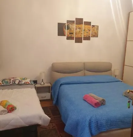 Magic Casanova Flat In The Heart Of شقة